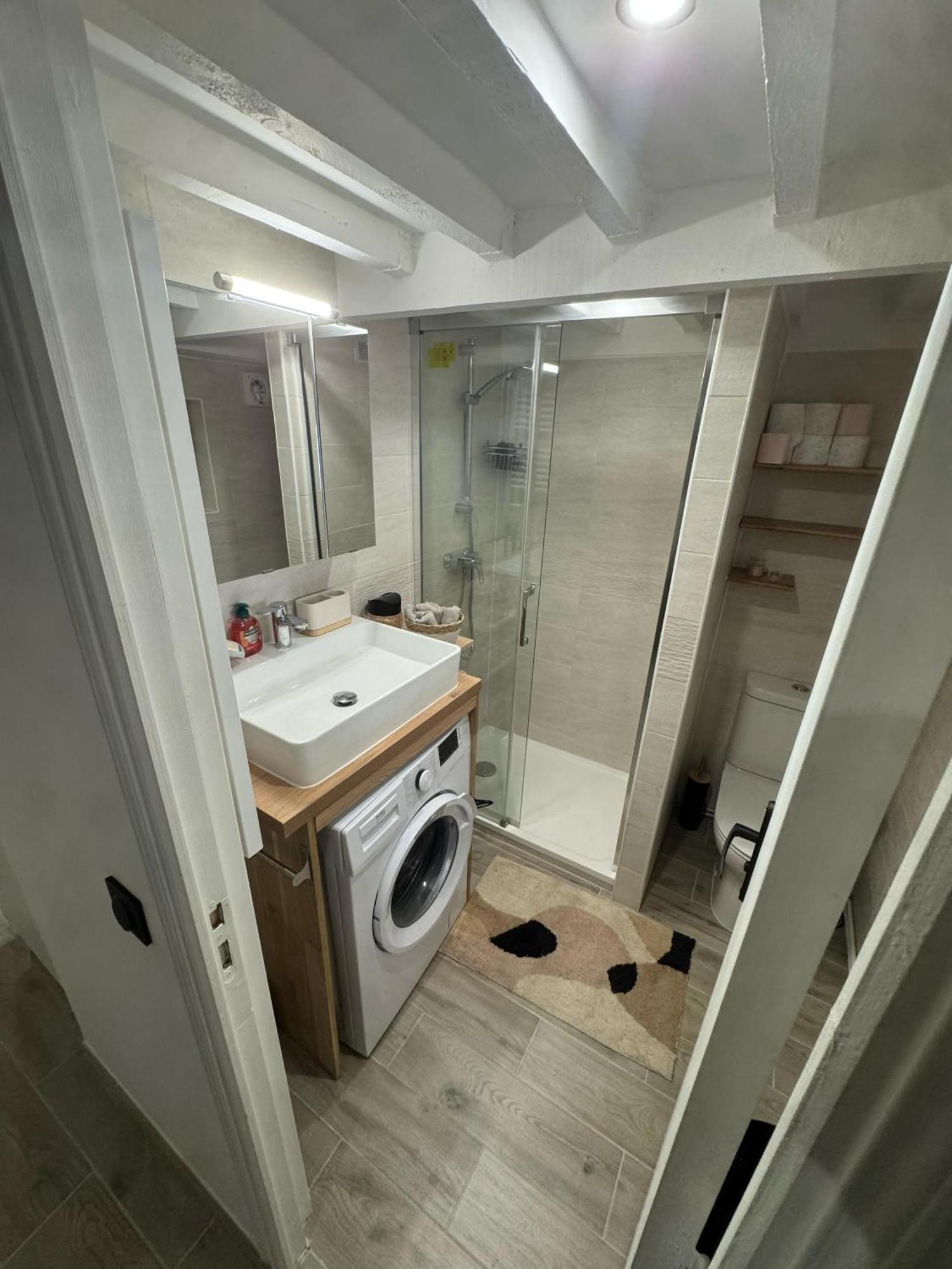 Magnifique Flat Le Belleville - Lumineux - 4 Personnes - Proche Metro Appartement *